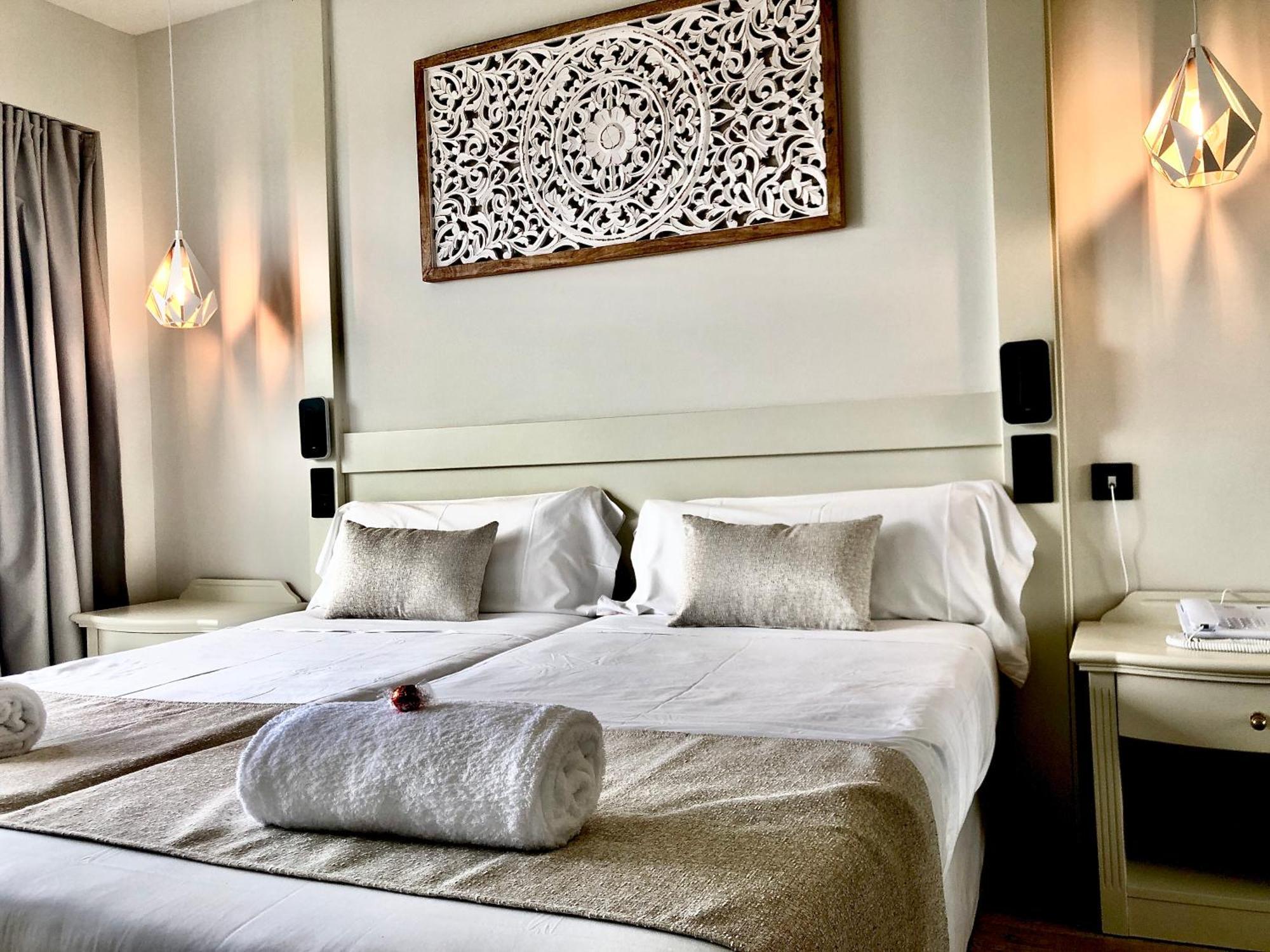 Hotel Ankaa - Adults Only Porto Cristo Ngoại thất bức ảnh